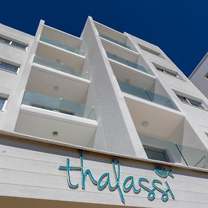 Costantiana Beach Hotel Apartments